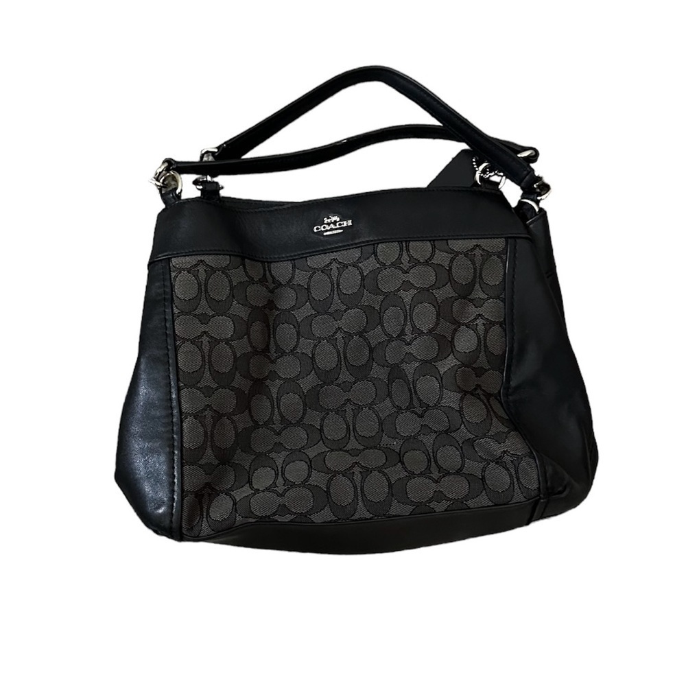 Classic coach purse. Grey and black